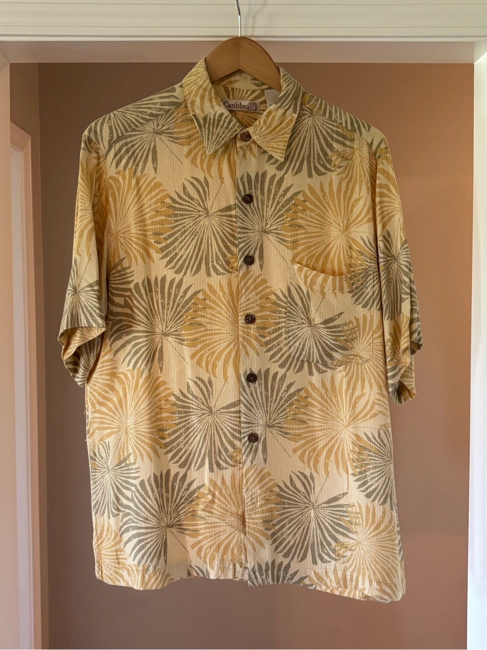 Caribbean Yellow and Gray Palm-Print Short-Sleeve Button-Down